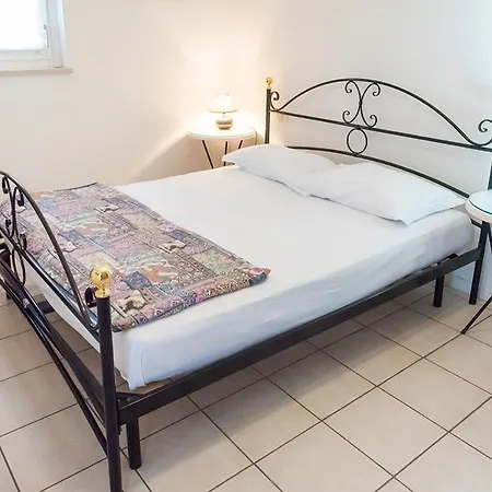 M310 - Marcelli, Trilocale Con Terrazzo Comodo Ai Servizi * מרצ'לי