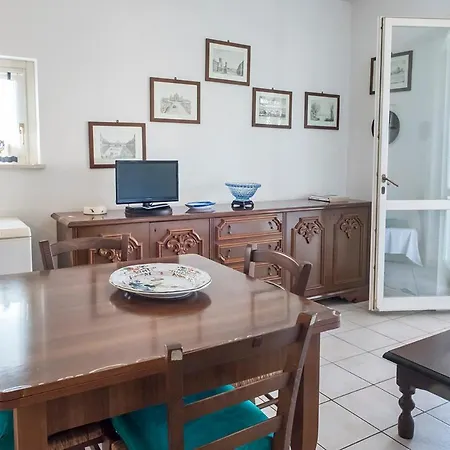 דירה M310 - Marcelli, Trilocale Con Terrazzo Comodo Ai Servizi *