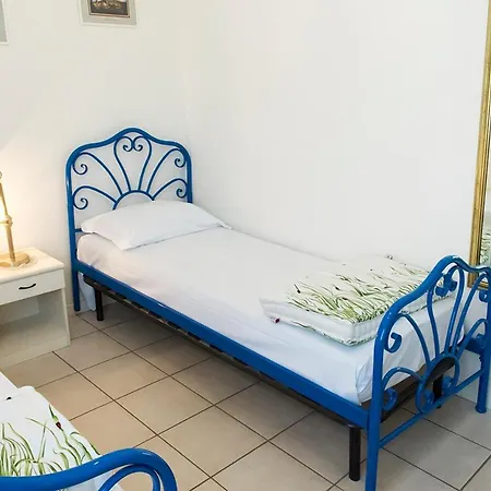 דירה M310 - Marcelli, Trilocale Con Terrazzo Comodo Ai Servizi מרצ'לי