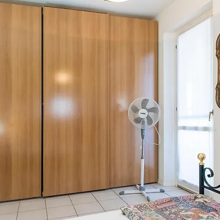M310 - Marcelli, Trilocale Con Terrazzo Comodo Ai Servizi